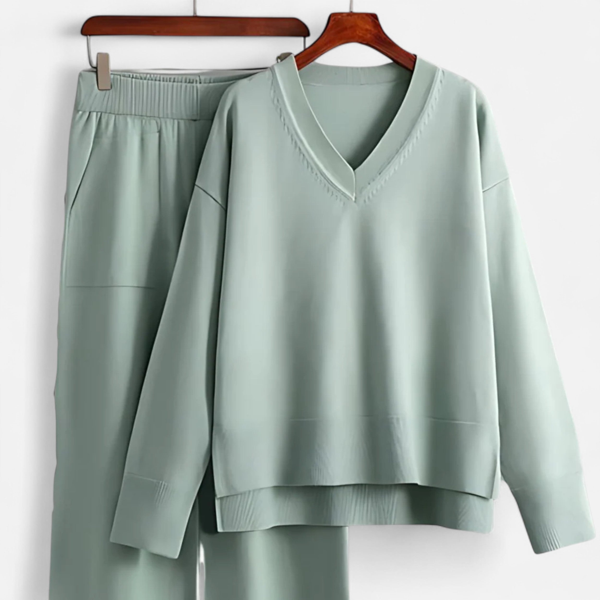 Sauvoire | Ensemble deux pièces de luxe à col en V