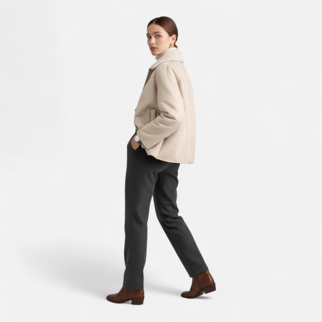 Sauvoire | Manteau en Daim de Luxe à Col en Fausse Fourrure