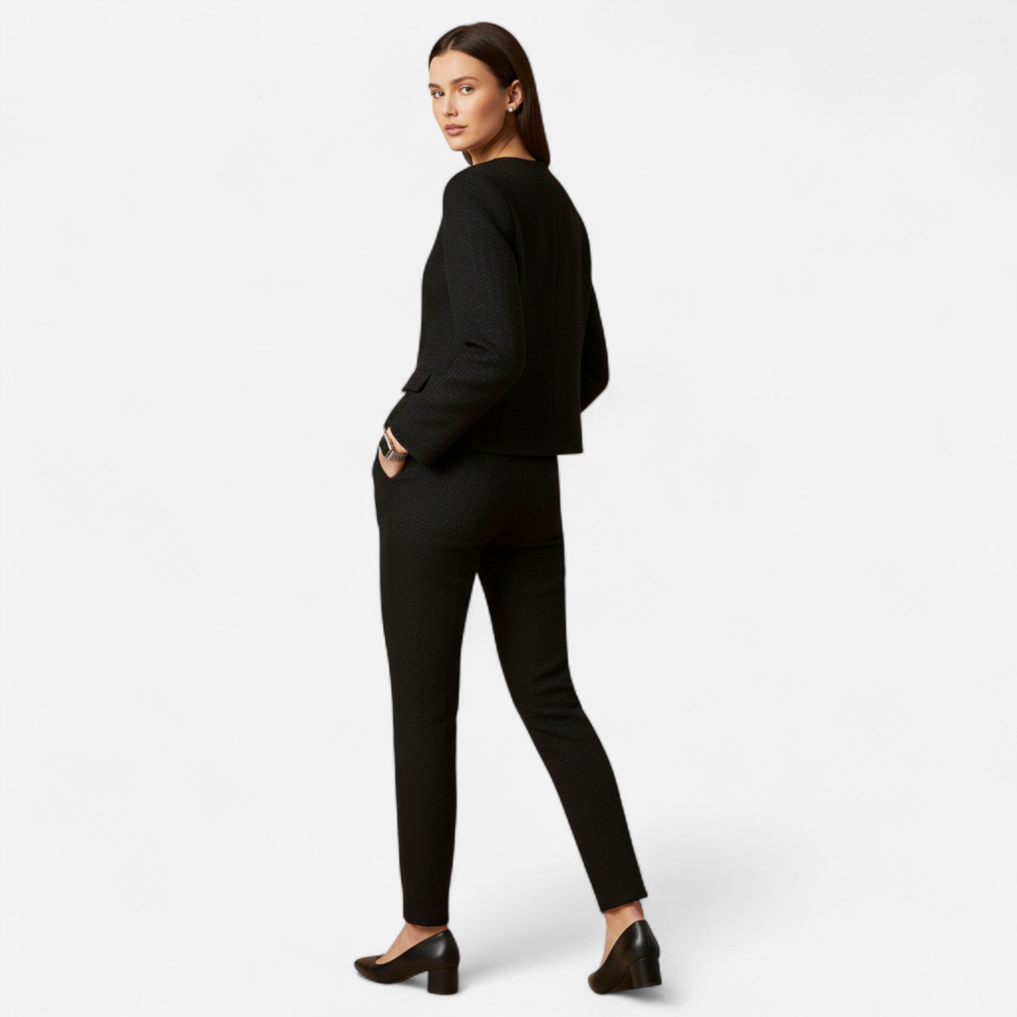 Sauvoire | Veste Courte Femme en Tweed Noir – Élégance Intemporelle